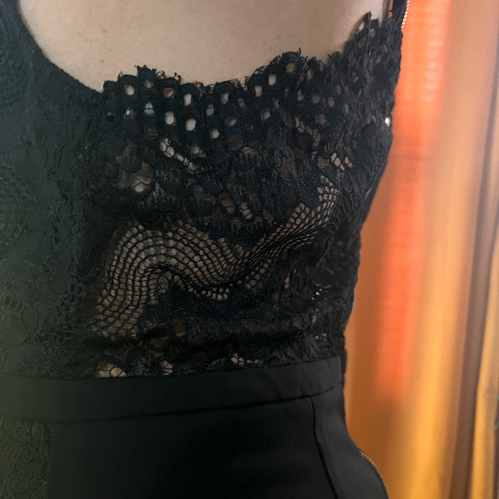 IRIS Black Lace Midi Dress - Picture 6 of 10
